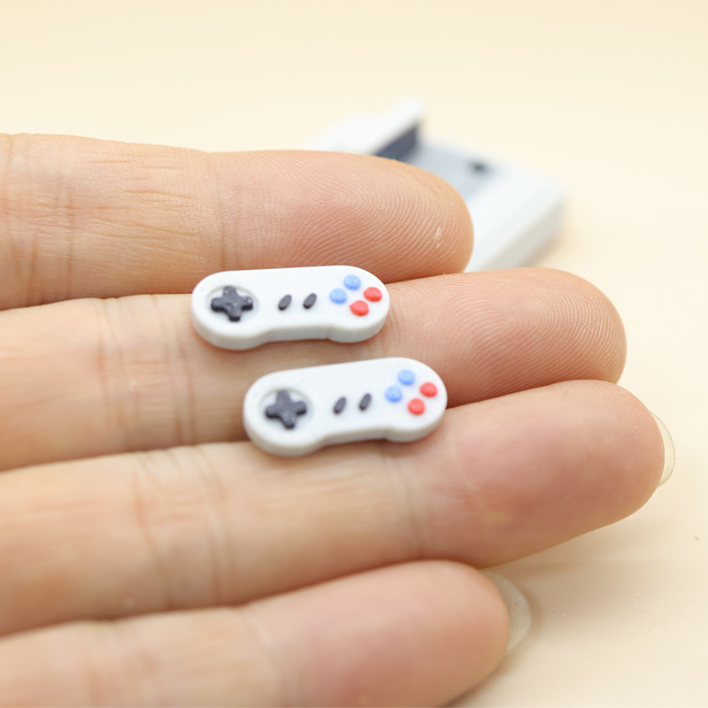 1set Dollhouse Mini Retro Game - огляд і ціна Gaming Console Vintage